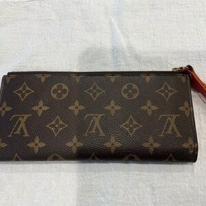 Louis Vuitton Adele Wallet